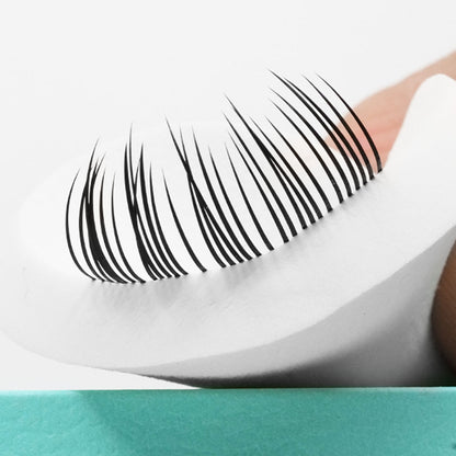 Ready to Wear Spike Lashes