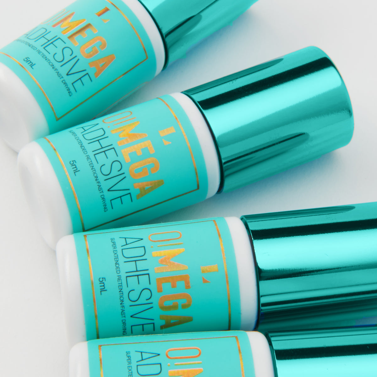 OMega | Lash Extension Glue, Balanced (0.5 to 2 Sec)