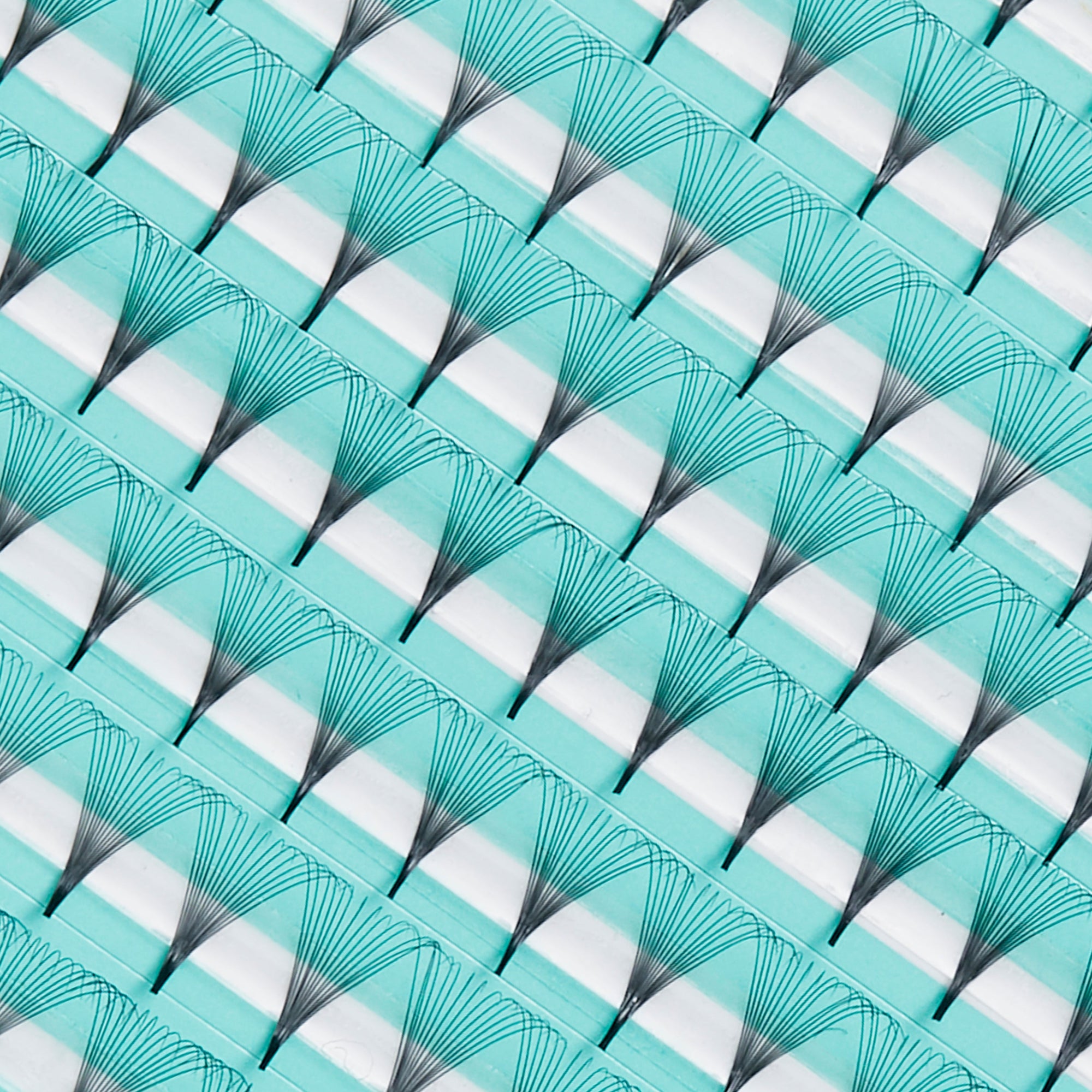 Go Big SuperFan 0.03 - 400 Pre-Made Fans 14d,16d