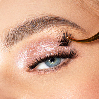 Lace it Up Vegan Cluster Lashes -  Mega Volume